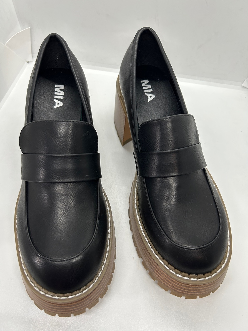 MIA Dalilah Black Faux Leather 9M Slip On Platform Block Heels Lugged Sole Shoes